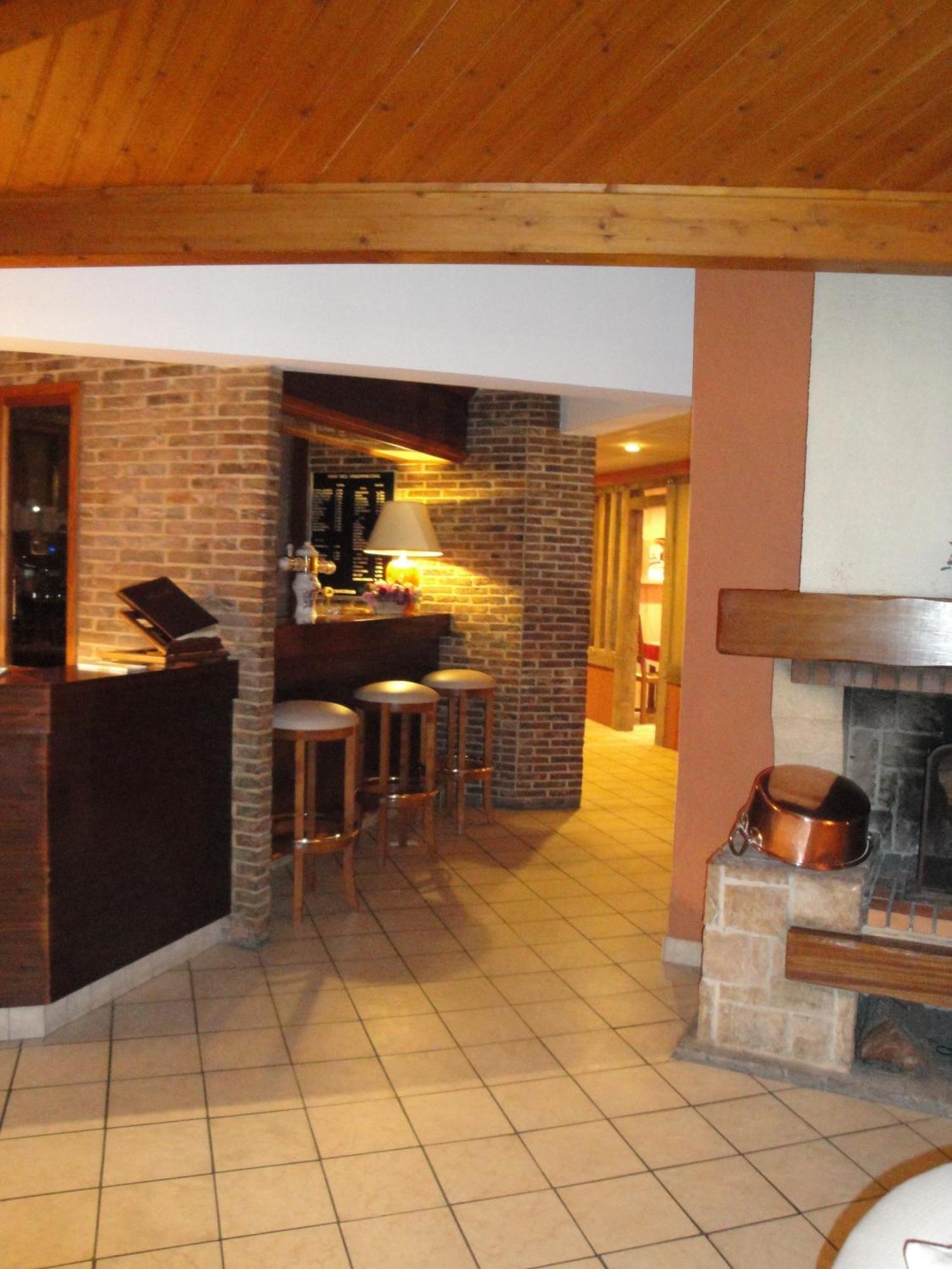 Hotel Le Drakkar Pont-Audemer Εξωτερικό φωτογραφία