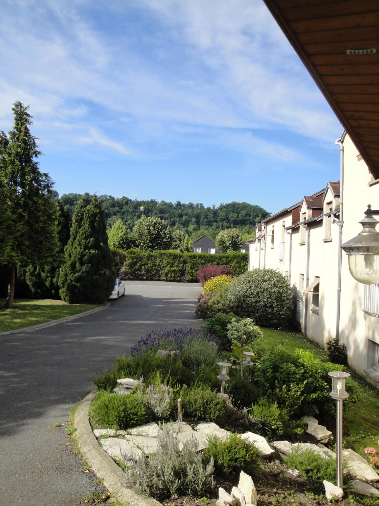 Hotel Le Drakkar Pont-Audemer Εξωτερικό φωτογραφία