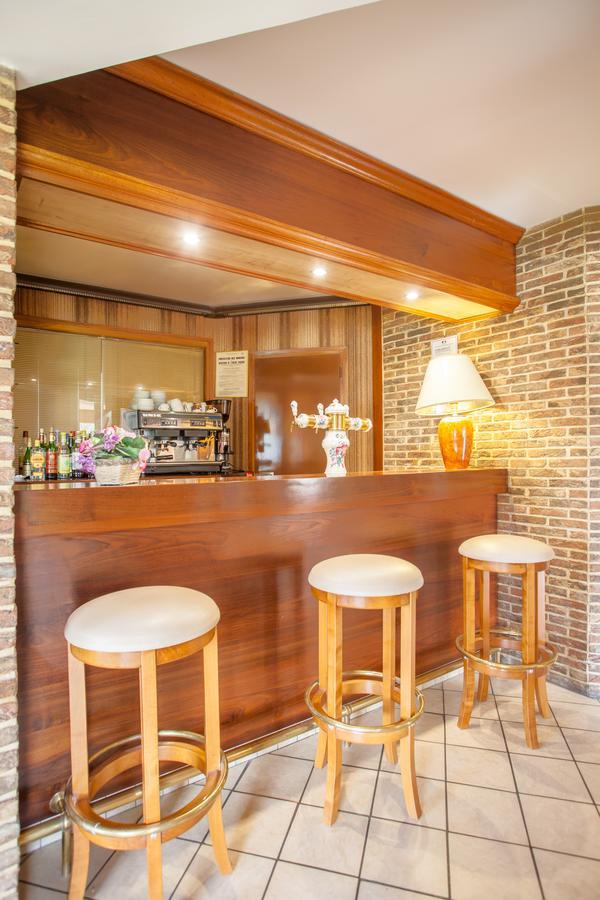 Hotel Le Drakkar Pont-Audemer Εξωτερικό φωτογραφία
