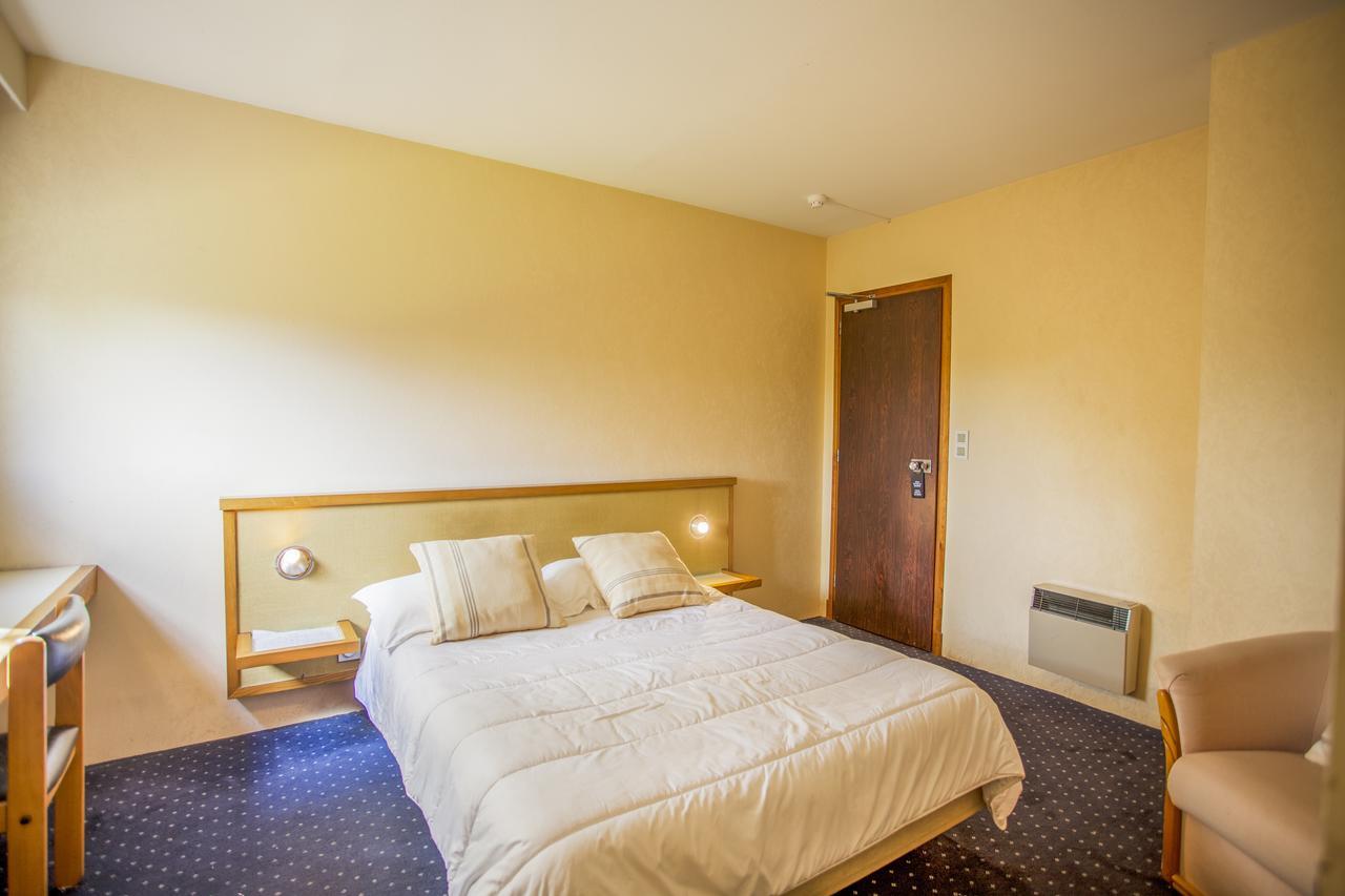 Hotel Le Drakkar Pont-Audemer Εξωτερικό φωτογραφία